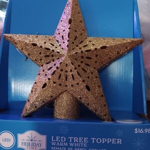 Gold lighted tree topper